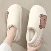 Chinelos à prova d'água de inverno mulheres espessas plataforma antiderrapante casa de borracha quentes de algodão interior homens casais desenhos animados urso sapatos