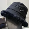 Designer Bucket Hat Herren Beanie Winter Caps Damen Triangle Fitted Hats Designer FashionﾠCasquette Beanie Bonnet Baseball Cap 2202235WU