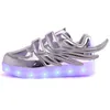 Jawaajkids USB Ładowanie świecące Sneakers Dzieci Running Led Weing Kids Lights Up Luminous Buty Dziewczyny Chłopcy Moda 220121