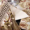 Europejski Luksusowy Nowoczesny Minimalistyczny Biegacz Biegacz Tkanina Haftowane Biegacze Flaga Dinner Mats Home Textile 210709