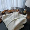 Pearl klamra Jesień i zima Zagęszczona dziewiarska Kardigan Kobieta Okrągły Neck Wewnątrz Soft Sweter Płaszcz 210529
