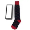 Bas de luxe Designer Hommes Femmes Chaussettes Laine Bas Haute Qualité Rues Seniors Confortable Genou Jambe Chaussette