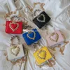 ragazze principessa borse moda bambini cuore corona catena di perle una borsa a tracolla Donna mini borsa cambio carino bambini piccola borsa a tracolla F1072