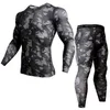 Bielizna termiczna wysypka Zestaw strażniczy MMA Odzież kompresji Legginsy Mężczyźni Koszulka Bodybuilding Koszulka Camouflage Dressuit Men 211103