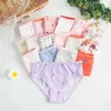 24PCS / Lot Bomullsflickor Briefs Barnens underkläder Triangle Panties Kids Underbyxor 2-12Years 211122