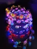 Светодиодные зажженные цветы короны мигающие гирлянды головы головки застегивают цветочные обруч фея волосянные головные уборы свадебные рождественские вечеринки декор