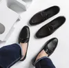 Högkvalitativ läder Luxurys Casual Sko Men Vår Höst Fashion Oxford Skor Man Vuxen Business Comfort Non-Slip Formal Mens