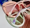 New fashion design woman sunglasses 4236 charming cat eye frame Inlaid with pearls popular style outdoor uv400 protective eyewear 3680565