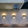 Lampada da parete a LED da esterno doppia testa esterna su e giù luce impermeabile cortile lavaggio balcone