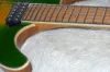 工場アウトレット-6文字列グリーンネックスルーボディエレクトリックギター炎メープルベニア、24フレット、メープルフレットボード