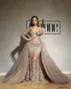 Dubai Lyxiga Lace Evening Klänningar Deep V-Neck Mermaid Beaded Long Sleeves Prom Klänning Sexig Formell Party Pageant Gowns