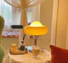 Nordic Modern Egg Tart Glass Skrivbord Lampa Bedside Little Red Book Living Room Bedroom Study Lighting