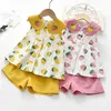 Girls' Suit Summer Baby Fashion Doll Collar Strawberry Print Sleeveless Top Children's Shorts Two-piece 210515