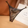 Estampado de mujer Leapard G Strings Cintura baja Nudo de lazo Bragas T Volver Ropa interior sexy Lencería para mujer Ropa Negro Rojo