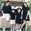 Mode Famille Correspondant Tenues Maman Papa et moi Vêtements Mère Fille Robe T-shirt d'été 210429