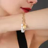 Lien Chaîne Haute Qualité Plaqué Or Femmes Bracelet Bijoux Personnalité De La Mode Baroque Naturel Perle D'eau Douce Bracelets Avec Charmes Trum22