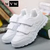 Enfants couleur unie petites chaussures blanches en cuir maille respirant garçon fille baskets décontractées EVA fond souple antidérapant Sport chaussons G1025