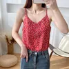 SPAGHETTI BRAP TOP женщин Холтер V-образным вырезом Базовые Cami без рукавов сатин Silk Tain Tops Женские летние маленький цветочный камизол 210507