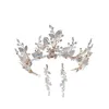 Opal Crystal Bridal Tiara Femmes Hair Couronne Perles de feuilles Heads de mariage Hand Prom Tiaras Accessoires de cheveux J011374056368297536
