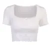 夏の白いTシャツの女性作物トップス短いTシャツスクエアカラーレース刺繍パッチワークスリムスリーブT0D317A 210421