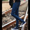 Ny 2021 Mode Inomhus Slim Fit Solida Svart / Blå Denim Jeans Men Casual Penna Byxor Tonåringar Sweatpants Pantalon Homme X0621