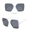 16 Kleuren Merk Vintage Grote Lens Vierkante Zonnebril Vrouwen Mannen Luxe Eyewear Oversized Zonnebril Vrouwelijke Shades Coulos Anti-uv Groothandel