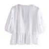 Verão Ruffles Bordilhas Bordado Flor Cruz V Neck Branco Camisa De Algodão Retro Mulheres Blusa 3/4 Spruff Sleeve Tops 210429