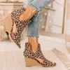 Retro Kobiety Sandały Leopard Konopie Płaska Platforma Ladies Wee Kobiet Buty Kobieta Przypadkowa Klamra Pasek Kobiet Lato 2021 Nowy X0526