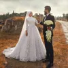 Uma linha muçulmana vestidos de casamento lace manga longa retro vestidos de noiva com véu varrer trem Vestido de Novia