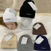 Winter Mutsen Unisex Cham Gebreide Hoeden Trendy Letter Designer Skull Caps Boonet Solid Color Haak Hoed Chunky Knit Cap Outdoor Beanie Comfortabel om ins te dragen