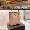 2021 fashion catwalk style bucket bag luxury designer ladies handbag large capacity han dbag high-quality bags high-end single products 6100