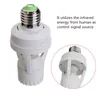 2 SZTUK E27 Lampa Uchwyt Gniazdo z PIR Sensor Sensor Ampoule LED Light Base AC100-240V Inteligentne lampy Przełącznik żarówki