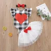 Zestawy odzieżowe Dzieci Dziewczyny Lattice Stroje Dzieci Love Plaid Latający Rękaw Topy + Koronki Spódnice + Kłębek Pałąk 3 sztuk / Ustaw Summer Moda Boutique Baby Odzież