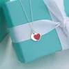 925 Sterling Silver Heart-Shaped Halsband Ladies Love Enamel Dubbel hjärta Hängsmycke Clavicle Chain Fashion Brand Luxury Smycken