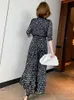 ファッション女性Polka Dotのズボンスーツサマーシフォンoネックフリルシャツ+ホリデーレディースプリーツワイドレッグレングスパンツセット210519