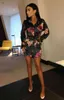 Kadın Elbise Kadın Yaz Seksi V Yaka Ipek Saten Zarif Bayanlar Baskı Çiçek Uzun Kollu Gevşek Kısa Mini Plaj Parti Giyim 210522