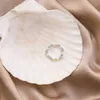 Anneaux en cristal de perles d'eau douce naturelles multi-perles faites à la main, anneaux minimalistes en cercle pour femmes et filles, bijoux cadeaux de fête de mariage