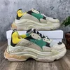 Bred Retro Womens Mens Sneaker Casual Shoes Mesh Trainer för gammal Pappa Triple S Party Trendy Skor Daglig Livsstil Skateboarding Sko