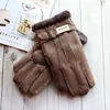 シープスキンの毛皮の厚い冬の暖かい大きいサイズの屋外の防風のコールドハンドステッチ縫製革の指の手袋