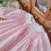 Baby Smocked vestidos para niñas manga larga niños Pink Smock bordado vestido Peter Pan Collar niños Vintage español ropa 210615