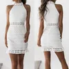 Vintage hollow out spets klänning kvinnor elegant ärmlös vit sommar chic party sexig vestido de festa 2022 avslappnade klänningar
