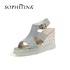 SOPHITINA été femmes chaussures plate-forme moderne confortable habillage à la mode Peep Toe cheville boucle sandales compensées FO311 210513