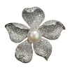 Naturlig Färskvatten Pearl Brosch Pins Flower Cubic Zircon Fashion Women Smycken Gratis