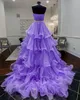 Cascading Ruffles Lilla Prom Dress 2022 Ball Gown Organza senza spalline Evento formale Abiti da festa Zipper Back Design senza maniche Quincea289o