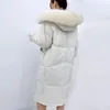 Hiver grande vraie fourrure à capuche veste femmes 90% duvet de canard Long manteau chaud neige Outwear corne bouton lâche Bule Parkas 210430