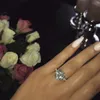 Lyxiga 925 sterlingsilver förlovningsringar för kvinnor Princess-cut 3 karat diamantsmycken platina ädelstensring