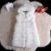 Hiver Teddy Manteau Fourrure De Artificielle Eco Chaud Gilet Femme Sans Manches Cap Femmes Manteaux Faux Vêtements De Mode Coréenne 210910