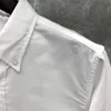 Полосатые руки Оригинальная мужская рубашка039s Однотонная белая тонкая хлопковая дизайнерская блузка с длинным рукавом Тонкая повседневная деловая деловая блузка высокого качества Korea6747012