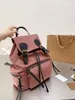 Zaino firmato Borse a tracolla da donna Zaini di lusso Borsa da scuola per studenti Borse moda Materiale in nylon Borsa di alta qualità 5 colori