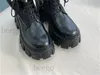 디자이너를위한 상자 여성과 함께 트라이앵글 로고 Rois Boots Ankle Martin과 Nylon Boot Military Inspired Combat Bouch 가방에 부착 된 고급스러운 고급 스러움 Monolith